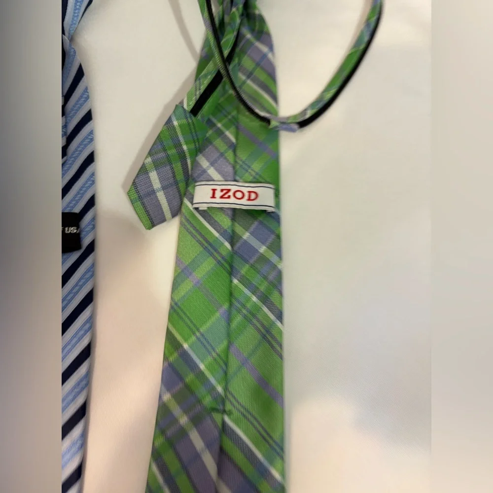 IZod Boys pre-tied neckties green blue plaid and Kids World blue white striped‎